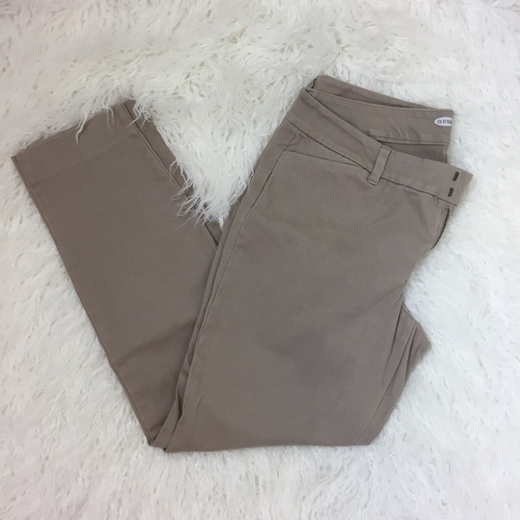 Old Navy Pants - Old Navy Diva khaki pants